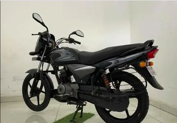 Bajaj Platina 100cc 2015