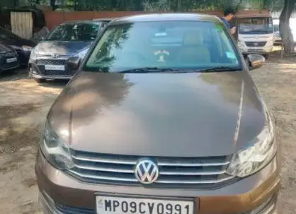 Volkswagen Vento 1.6L Highline 2016