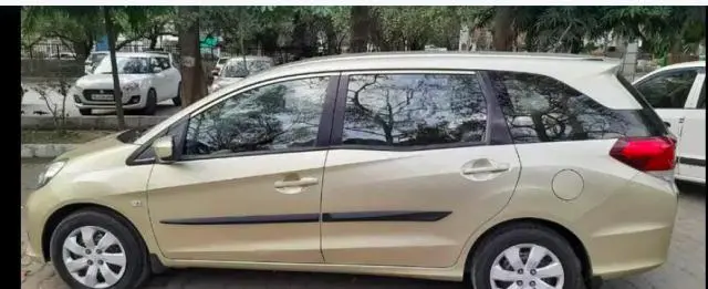 Honda Mobilio S i-DTEC 2016