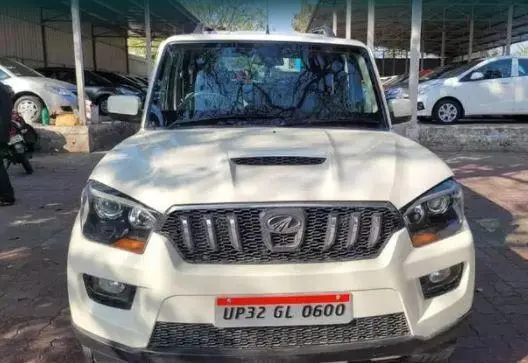 Mahindra Scorpio S10 2015