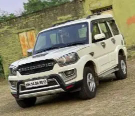 Mahindra Scorpio S4 2017