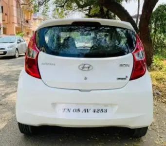 Hyundai Eon Magna + 2013