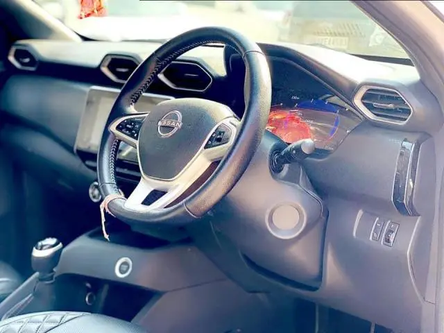 Nissan Magnite XV MT 2021