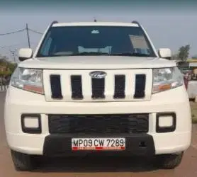 Mahindra TUV300 T6 Plus 2017