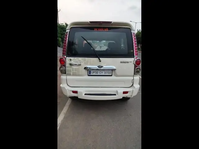 Mahindra Scorpio VLX 2WD AT BS-IV 2009