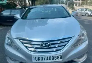 Hyundai Sonata 2.4 GDi MT 2012