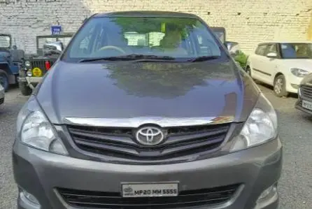 Toyota Innova 2.5 G (Diesel) 7 Seater 2011