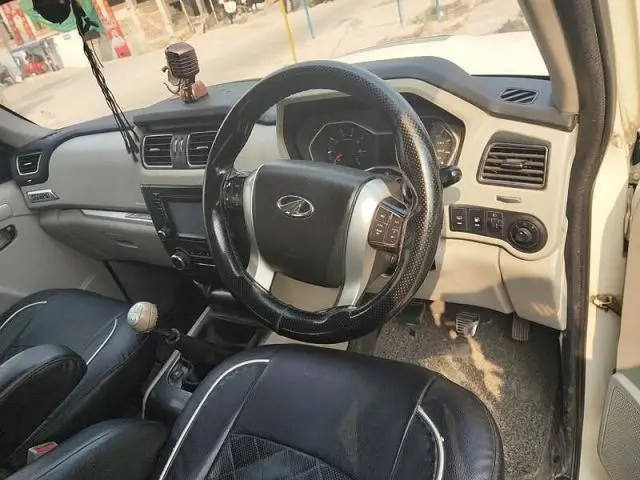 Mahindra Scorpio Adventure LE 2WD 2016