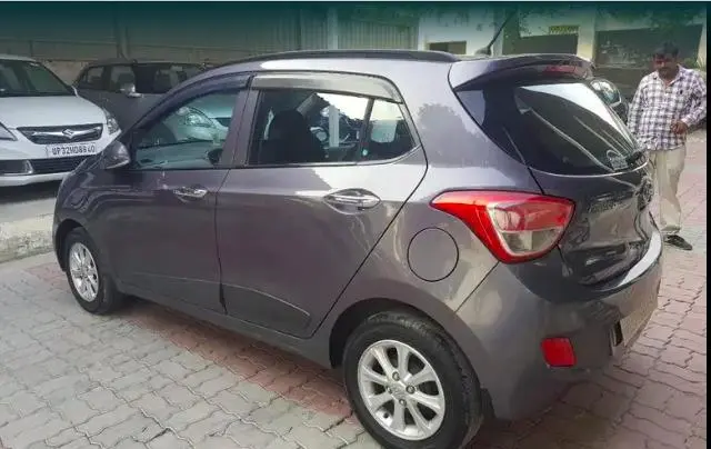 Hyundai Grand i10 Asta 1.1 CRDi (O) 2015