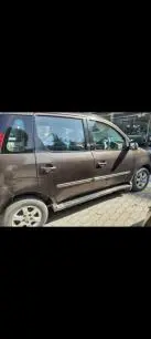 Mahindra Quanto C8 2012