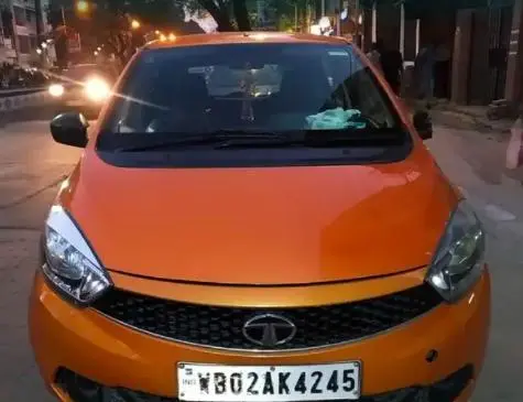 Tata Tiago Revotron XM 2016