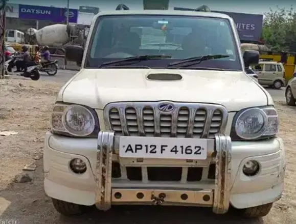 Mahindra Scorpio 2.6 TURBO 7 STR 2006