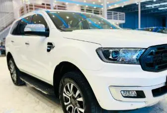 Ford Endeavour Titanium 2.2 4x2 AT 2020