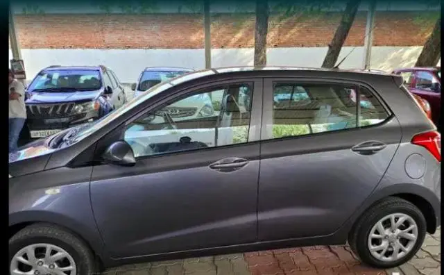 Hyundai Grand i10 Sportz U2 1.2 CRDi 2017