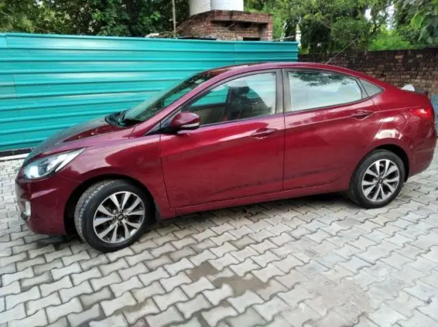 Hyundai Verna 1.6 VTVT SX 2013