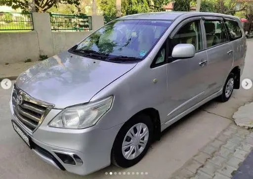 Toyota Innova 2.5 G 7 STR BS IV 2014