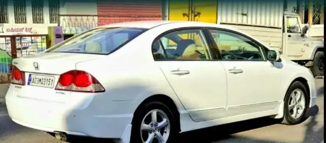 Honda Civic 1.8 V AT 2012