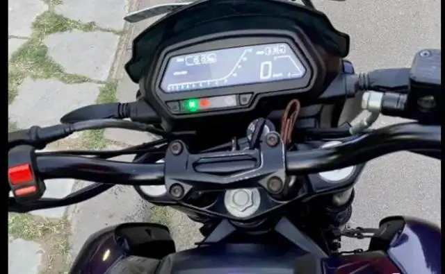 Bajaj Dominar 400 ABS 2017