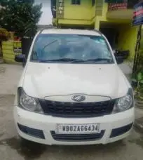 Mahindra Quanto C4 2015