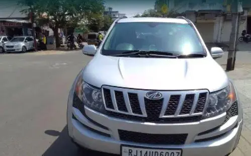 Mahindra XUV500 W6 2014