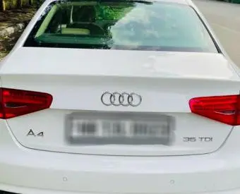 Audi A4 35 TDI Premium Plus 2016