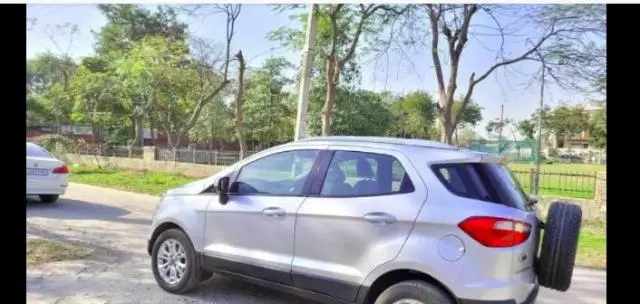 Ford EcoSport Titanium 1.5L TDCi 2015