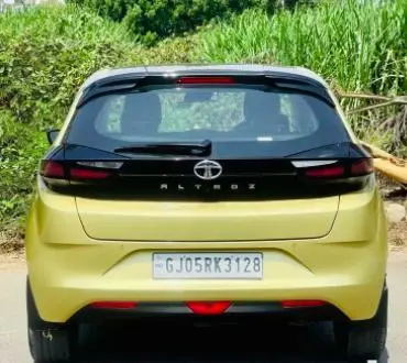 Tata Altroz XZ Petrol 2020