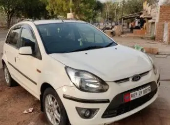 Ford Figo 1.4 TDCI TITANIUM 2011