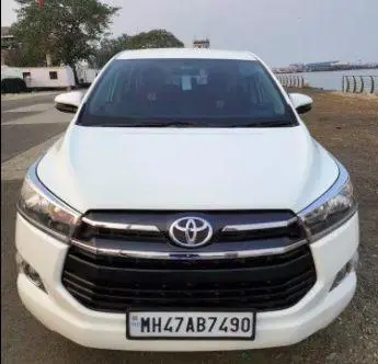 Toyota Innova Crysta 2.4 GX 8 STR 2018