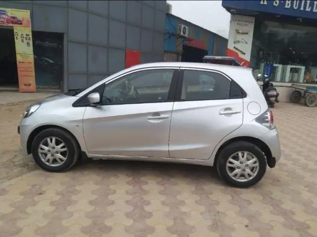 Honda Brio V MT 2013