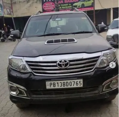 Toyota Fortuner 3.0 4X4 MT 2012