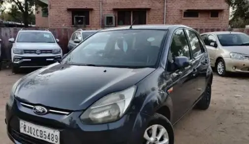 Ford Figo 1.4 TDCI TITANIUM 2012