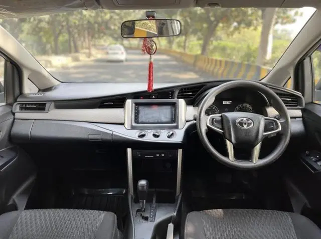 Toyota Innova Crysta 2.8 GX AT 7 STR 2017