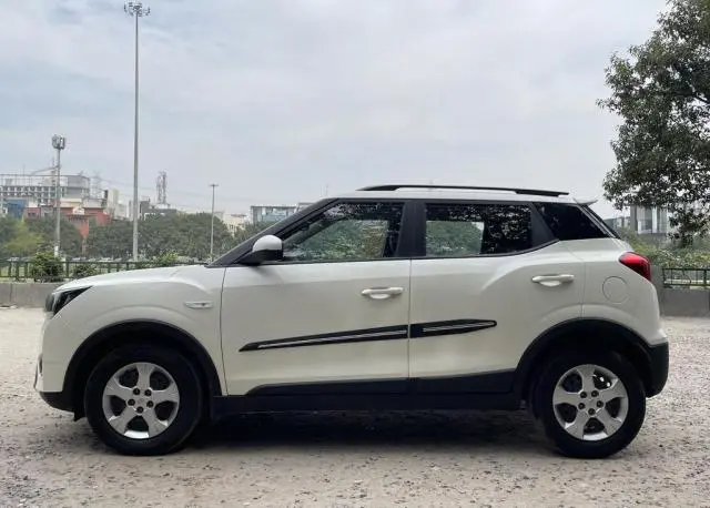 Mahindra XUV300 W6 Petrol 2019