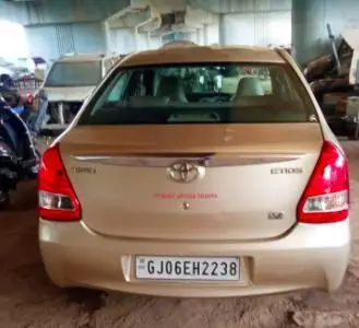 Toyota Etios VX 2011