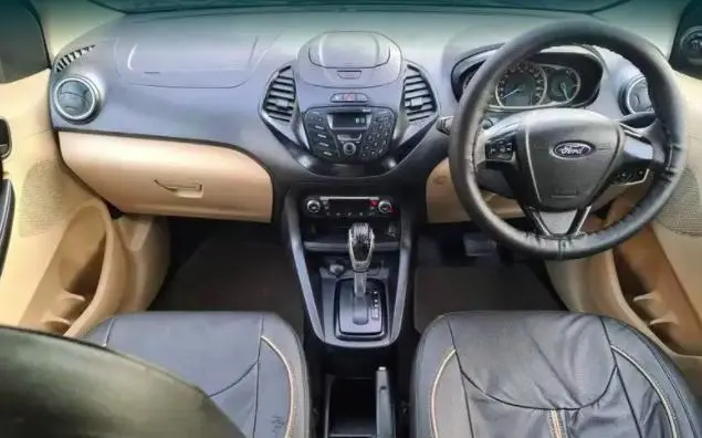 Ford Figo Titanium 1.5 Ti-VCT AT 2016