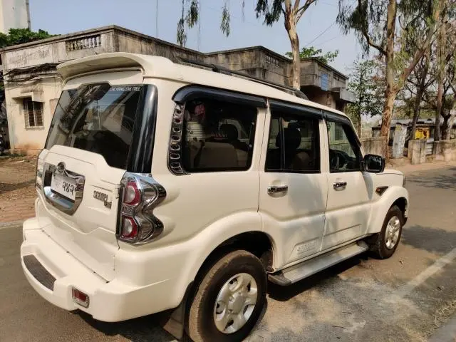 Mahindra Scorpio S2 2017