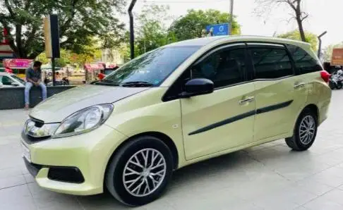 Honda Mobilio RS i-DTEC 2014