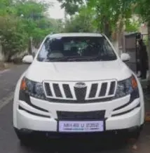 Mahindra XUV500 W8 2015