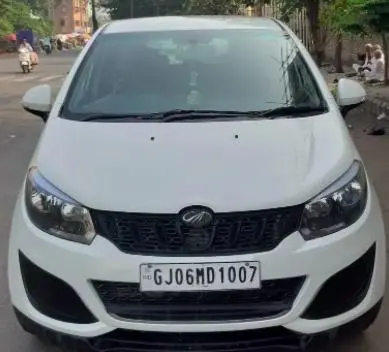 Mahindra Marazzo M2 8 STR 2018