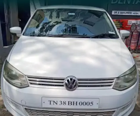 Volkswagen polo Trendline 1.2L (D) 2011