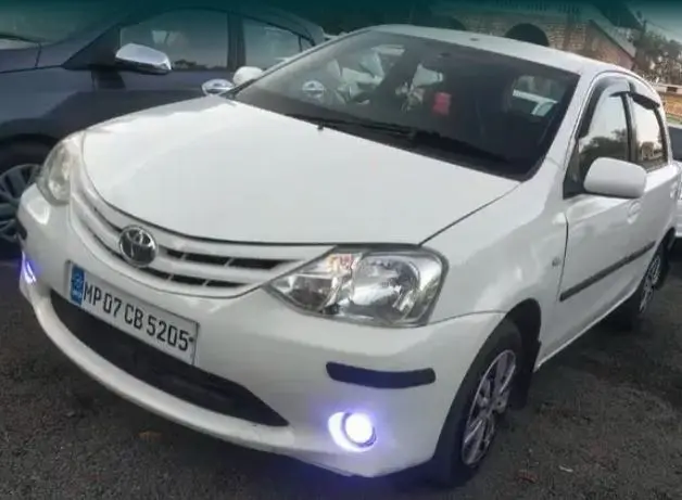 Toyota Etios GD 2013