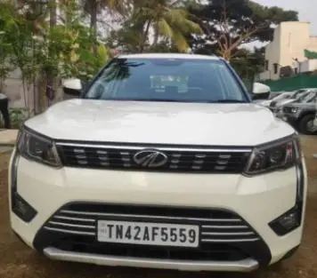 Mahindra XUV300 W8 Diesel 2020