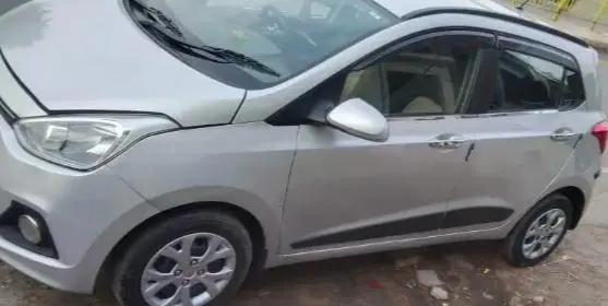 Hyundai Grand i10 Sportz 1.1 CRDi 2016