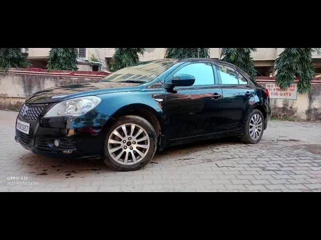 Maruti Suzuki Kizashi MT 2013
