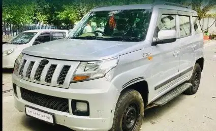 Mahindra TUV300 T6 Plus 2016