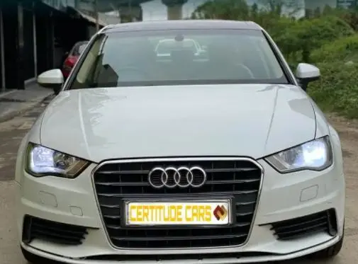 Audi Q3 35 TDI Premium 2016