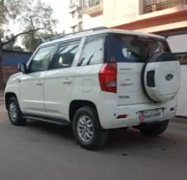 Mahindra TUV300 T8 mHAWK100 2016