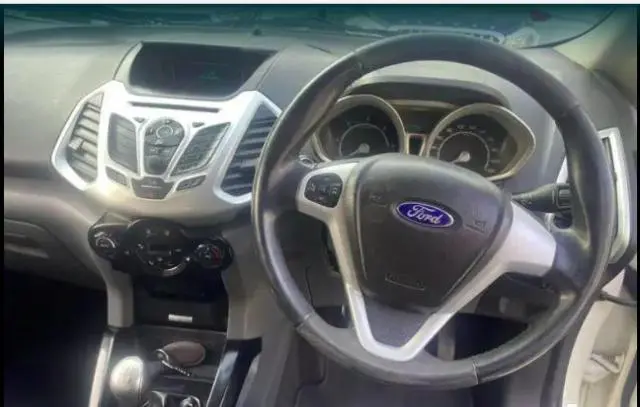 Ford EcoSport Titanium 1.5L TDCi 2015