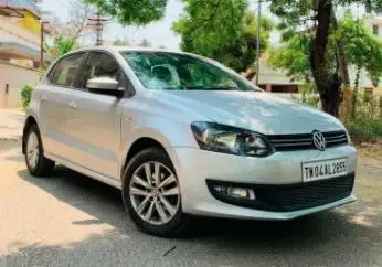Volkswagen Polo Highline 1.2L (P) 2013
